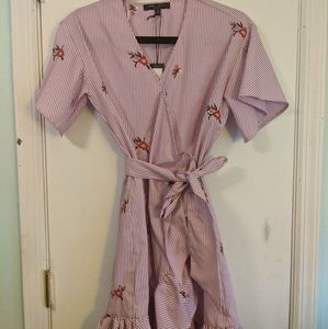 Trendy ruffle wrap dress SM